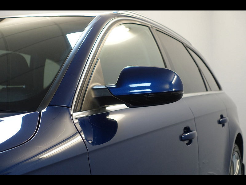 Audi A4 Avant 2.0 TDI SE Technik Estate 5dr Diesel S Tronic quattro Euro 5 (s/s) (177 ps)