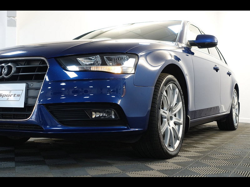 Audi A4 Avant 2.0 TDI SE Technik Estate 5dr Diesel S Tronic quattro Euro 5 (s/s) (177 ps)