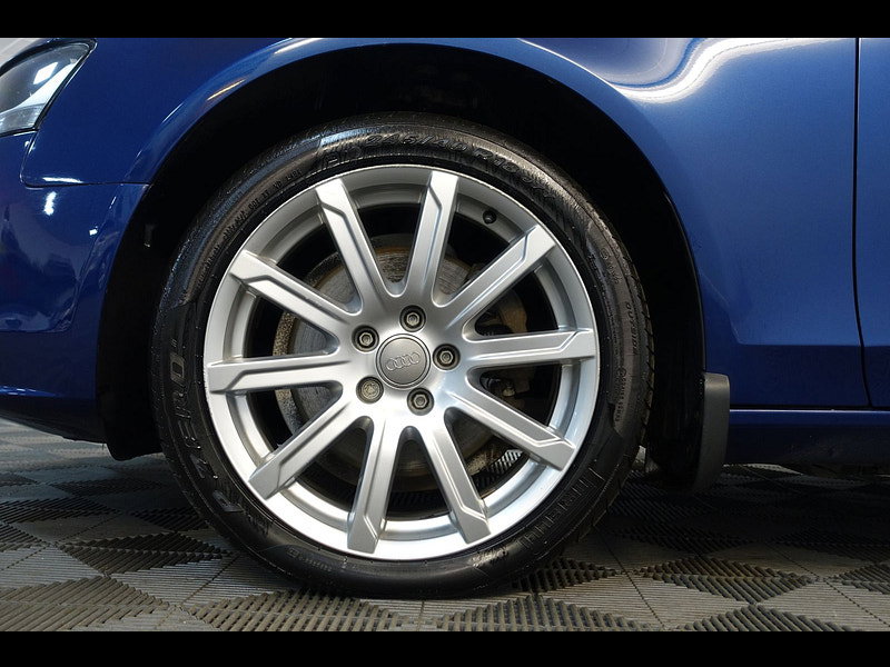 Audi A4 Avant 2.0 TDI SE Technik Estate 5dr Diesel S Tronic quattro Euro 5 (s/s) (177 ps)
