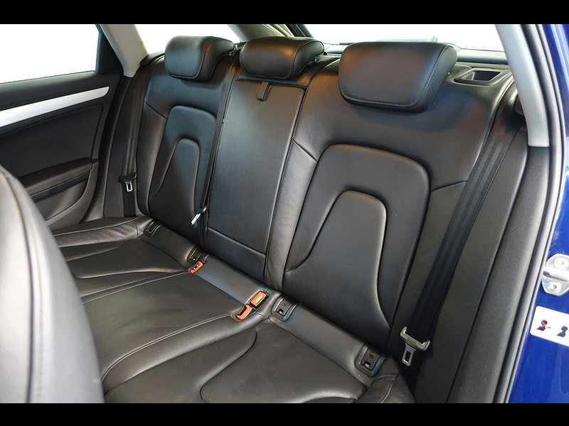 Audi A4 Avant 2.0 TDI ultra SE Technik Estate 5dr Diesel Manual Euro 6 (s/s) (163 ps)