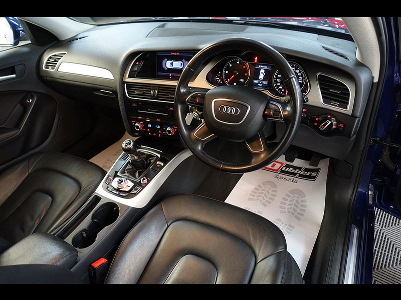 Audi A4 Avant 2.0 TDI ultra SE Technik Estate 5dr Diesel Manual Euro 6 (s/s) (163 ps)