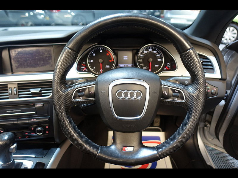 Audi A5 Cabriolet 3.0 TDI V6 S line Convertible 2dr Diesel S Tronic quattro Euro 5 (240 ps)