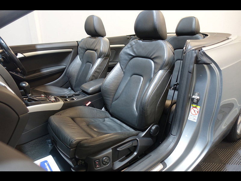 Audi A5 Cabriolet 3.0 TDI V6 SE Convertible 2dr Diesel S Tronic quattro Euro 5 (240 ps)