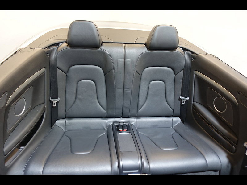 Audi A5 Cabriolet 3.0 TDI V6 SE Convertible 2dr Diesel S Tronic quattro Euro 5 (240 ps)