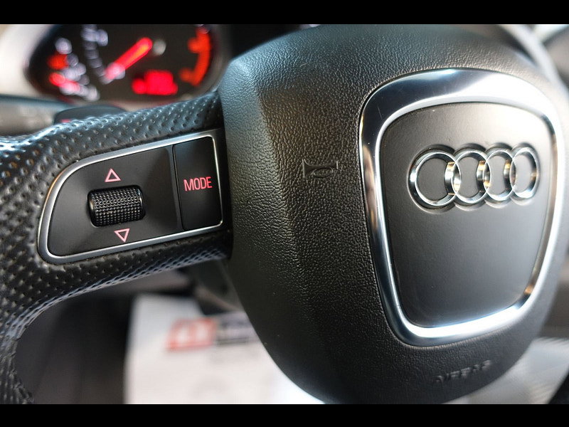 Audi A6 Avant 3.0 TDI V6 Le Mans Estate 5dr Diesel Tiptronic quattro Euro 5 (240 ps)