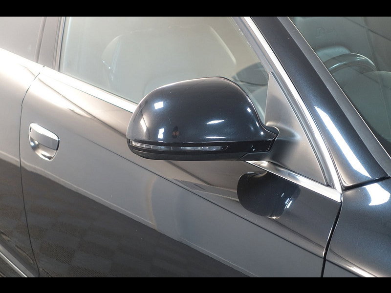 Audi A6 Avant 3.0 TDI V6 Le Mans Estate 5dr Diesel Tiptronic quattro Euro 5 (240 ps)