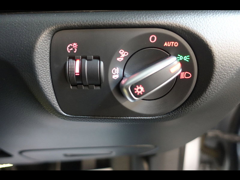 Audi Q3 2.0 TDI S line SUV 5dr Diesel Manual Euro 6 (s/s) (Nav) (150 ps)