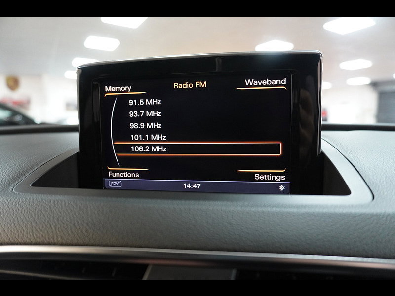 Audi Q3 s line auto petrol