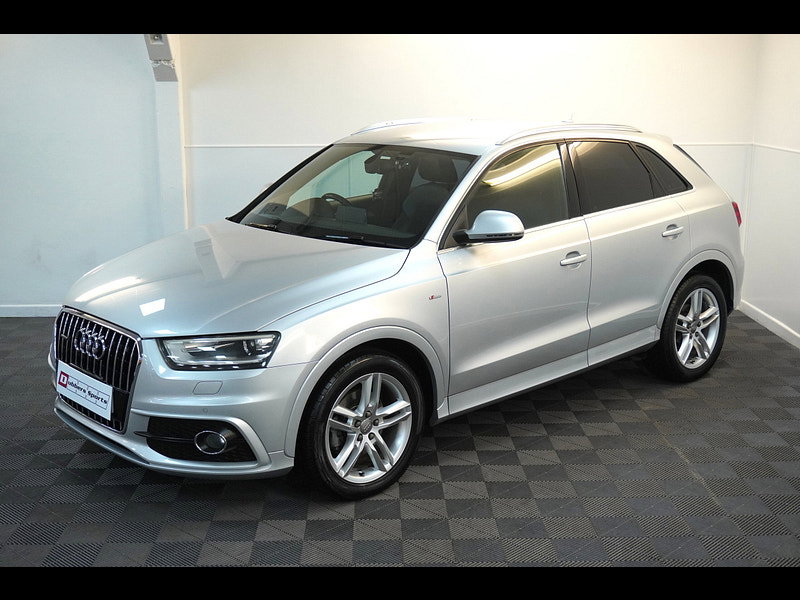 Audi Q3 s line auto petrol