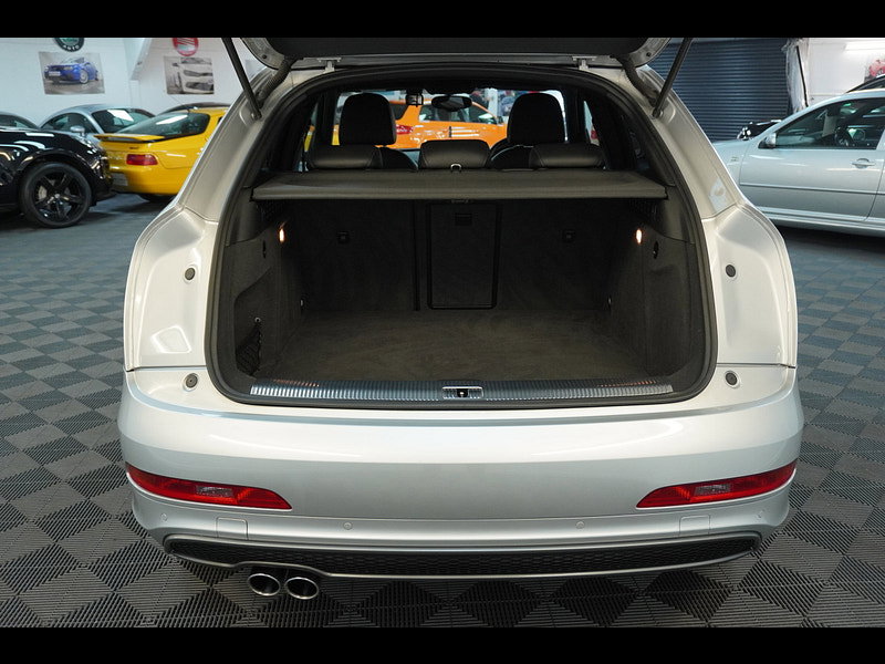 Audi Q3 s line auto petrol