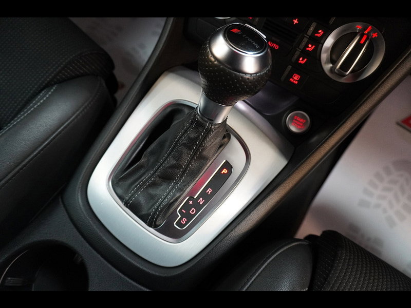 Audi Q3 s line auto petrol