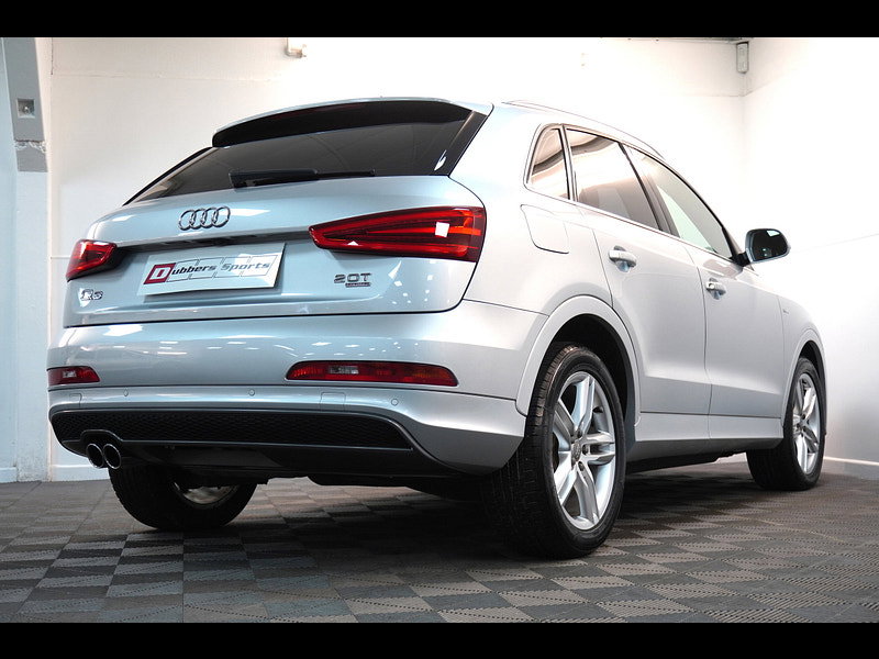 Audi Q3 s line auto petrol