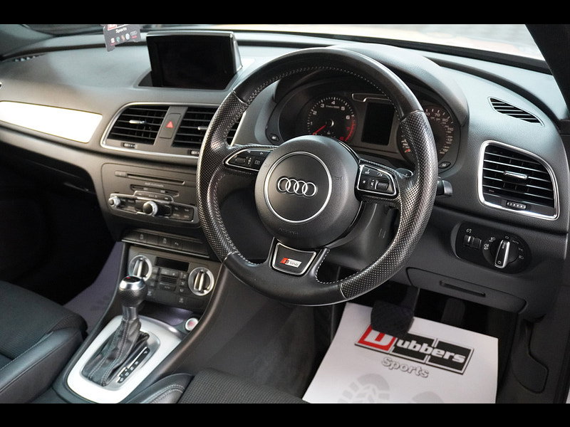 Audi Q3 s line auto petrol