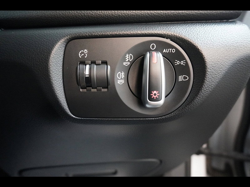 Audi Q3 s line auto petrol