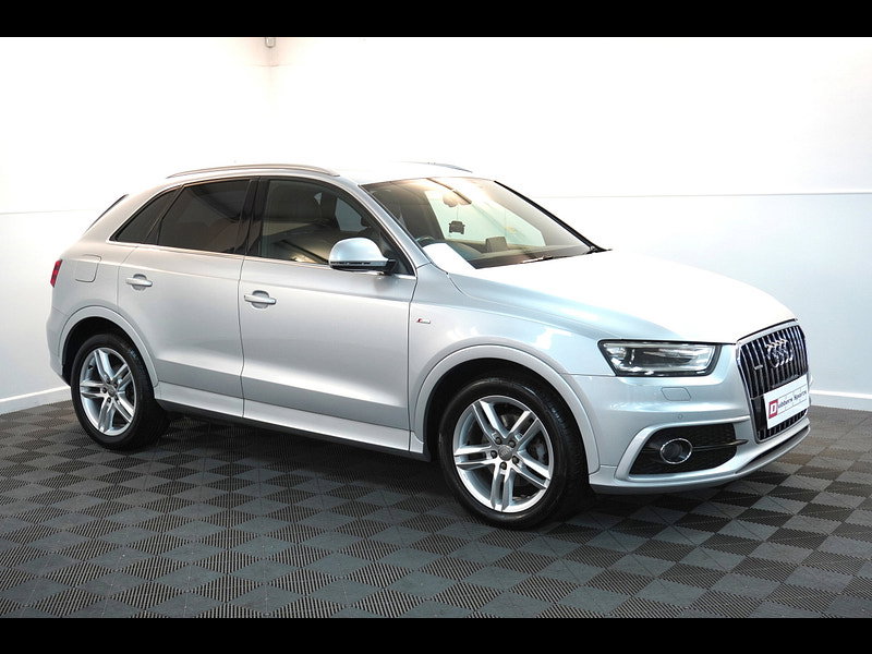 Audi Q3 s line auto petrol