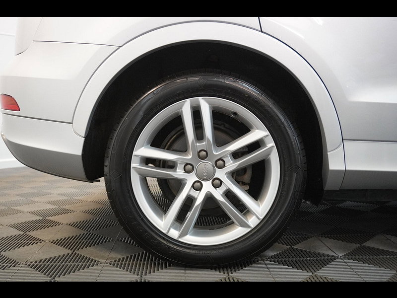 Audi Q3 s line auto petrol