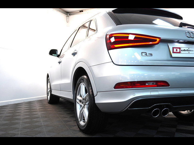 Audi Q3 s line auto petrol