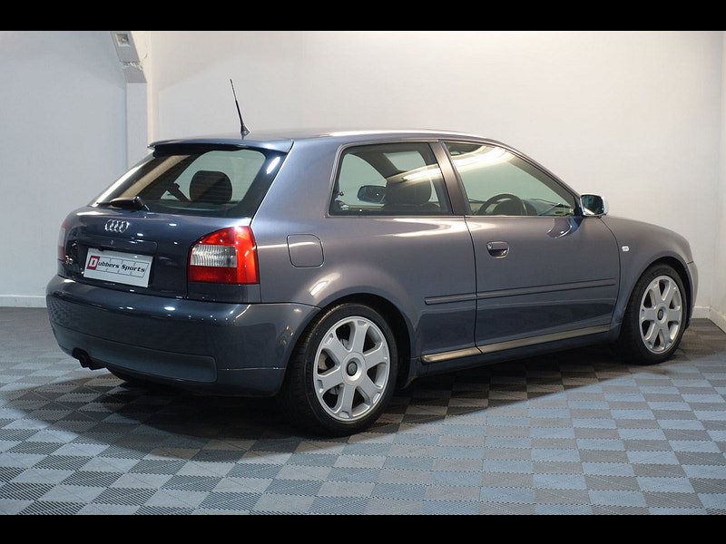 Audi S3 1.8 Hatchback 3dr Petrol Manual quattro (223 g/km, 210 bhp)