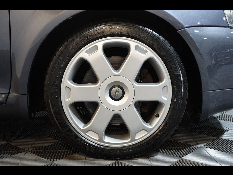 Audi S3 1.8 Hatchback 3dr Petrol Manual quattro (223 g/km, 210 bhp)
