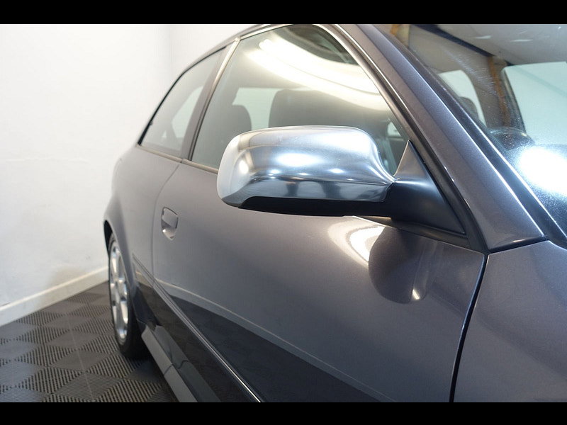 Audi S3 1.8 Hatchback 3dr Petrol Manual quattro (223 g/km, 210 bhp)