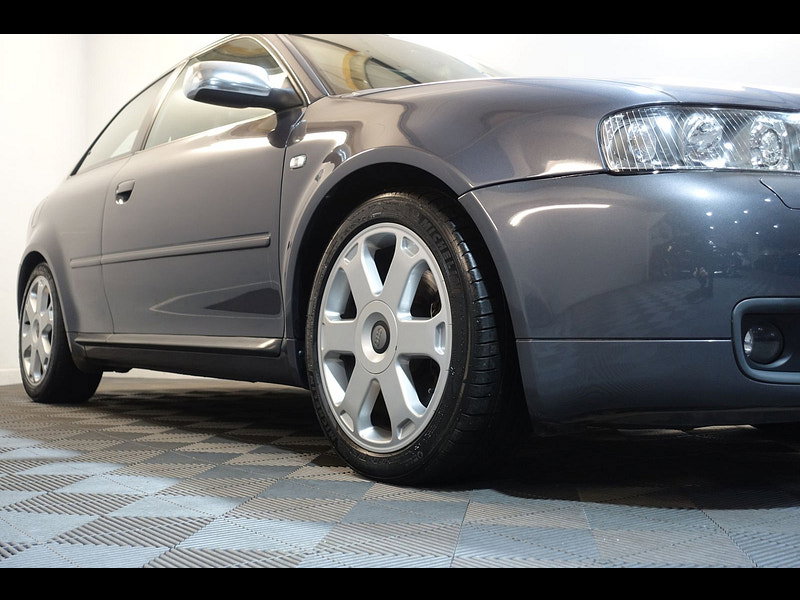 Audi S3 1.8 Hatchback 3dr Petrol Manual quattro (223 g/km, 210 bhp)