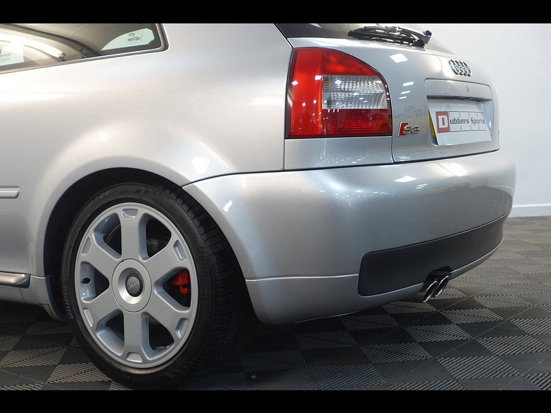 Audi S3 1.8 Hatchback 3dr Petrol Manual quattro (223 g/km, 225 bhp)