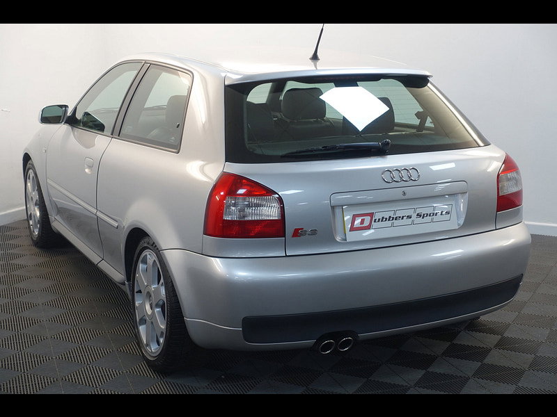 Audi S3 1.8 Hatchback 3dr Petrol Manual quattro (223 g/km, 225 bhp)