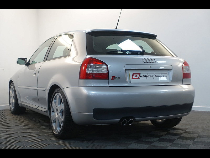 Audi S3 1.8 Hatchback 3dr Petrol Manual quattro (223 g/km, 225 bhp)