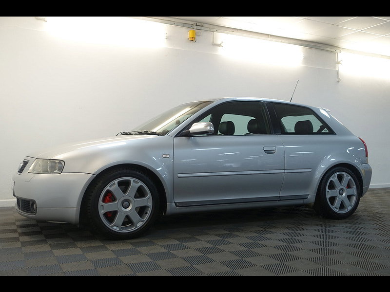 Audi S3 1.8 Hatchback 3dr Petrol Manual quattro (223 g/km, 225 bhp)