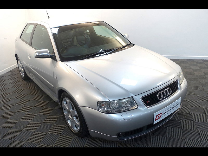 Audi S3 1.8 Hatchback 3dr Petrol Manual quattro (223 g/km, 225 bhp)