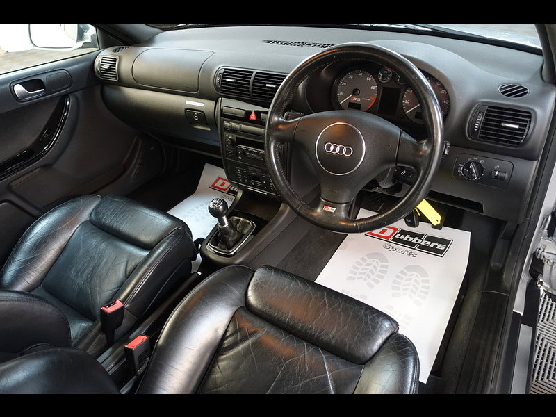 Audi S3 1.8 Hatchback 3dr Petrol Manual quattro (223 g/km, 225 bhp)