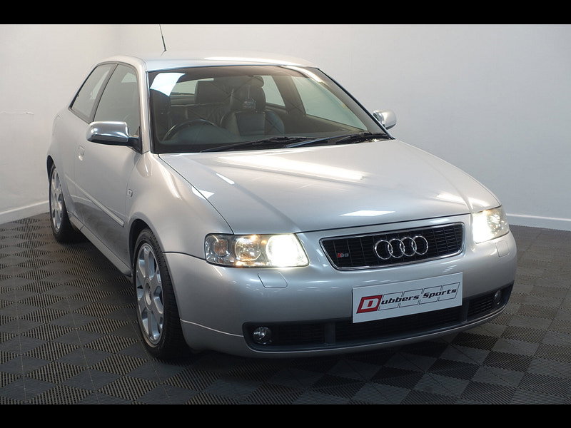 Audi S3 1.8 Hatchback 3dr Petrol Manual quattro (223 g/km, 225 bhp)