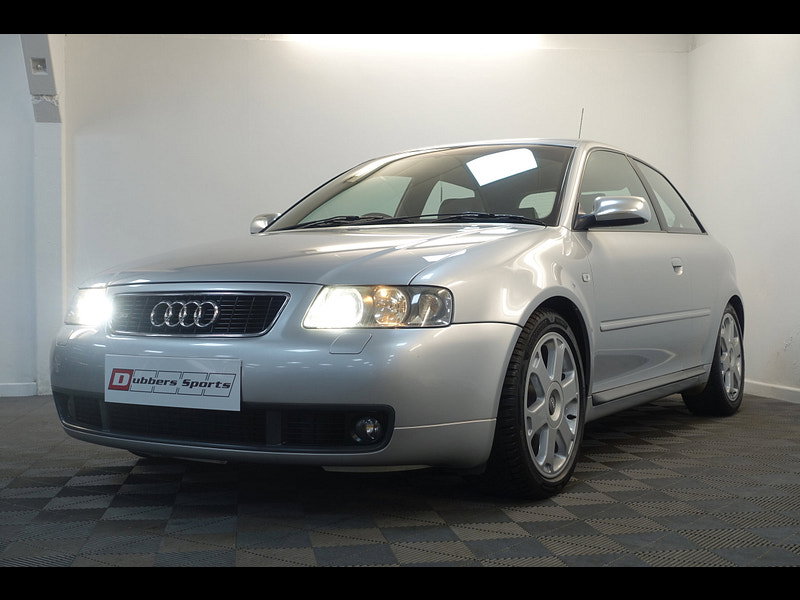 Audi S3 1.8 Hatchback 3dr Petrol Manual quattro (223 g/km, 225 bhp)
