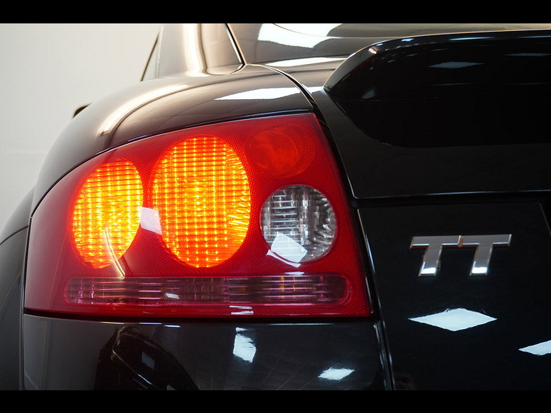 Audi TT 1.8 Coupe 2dr Petrol Auto (218 g/km, 180 bhp)