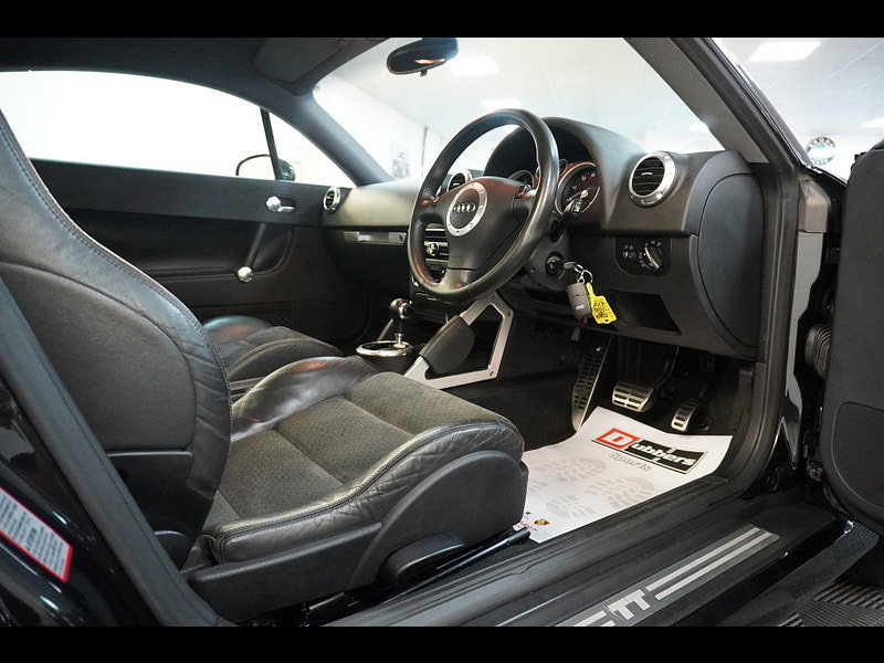 Audi TT 1.8 Coupe 2dr Petrol Auto (218 g/km, 180 bhp)