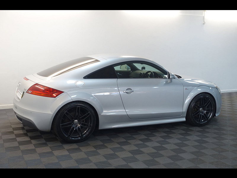 Audi TT 2.0 TDI Black Edition Coupe 3dr Diesel Manual quattro Euro 5 (170 ps)
