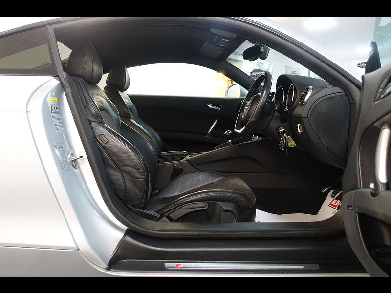 Audi TT 2.0 TDI Black Edition Coupe 3dr Diesel Manual quattro Euro 5 (170 ps)