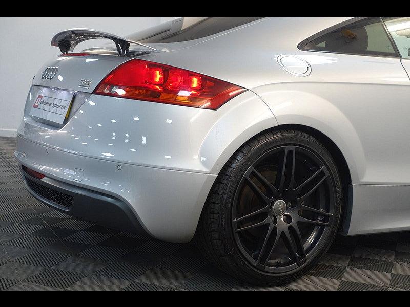 Audi TT 2.0 TDI Black Edition Coupe 3dr Diesel Manual quattro Euro 5 (170 ps)