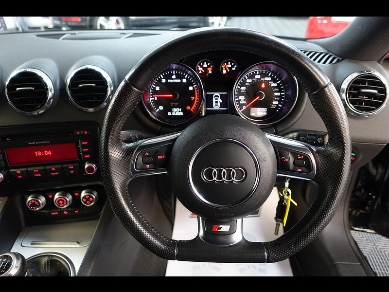 Audi TT 2.0 TFSI Black Edition Coupe 3dr Petrol Manual Euro 5 (s/s) (211 ps)