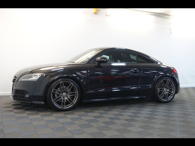 Audi TT 2.0 TFSI Black Edition Coupe 3dr Petrol Manual Euro 5 (s/s) (211 ps)