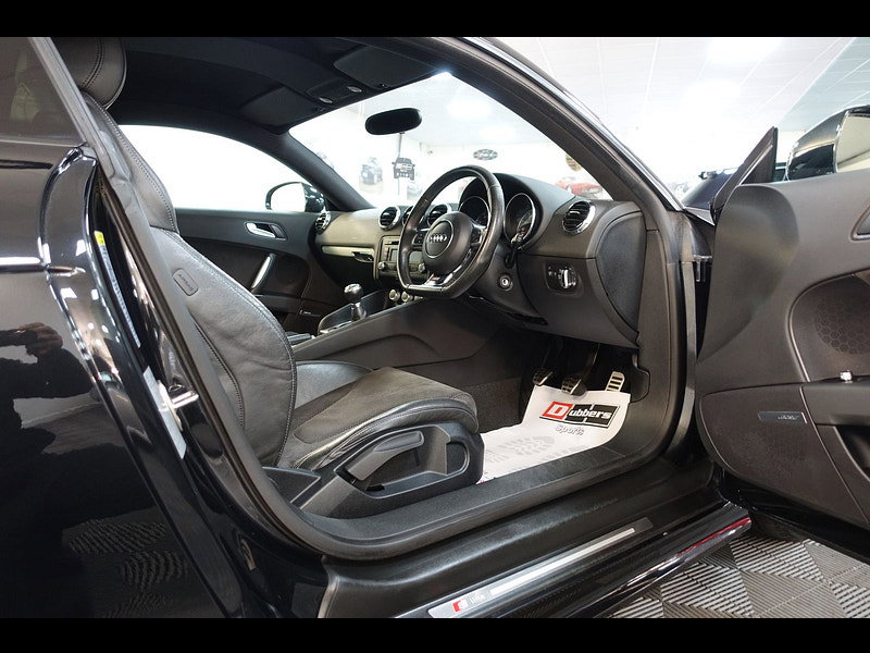 Audi TT 2.0 TFSI Black Edition Coupe 3dr Petrol Manual Euro 5 (s/s) (211 ps)