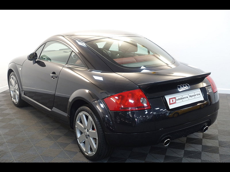 Audi TT 3.2 V6 Coupe 2dr Petrol DSG quattro (238 g/km, 247 bhp)