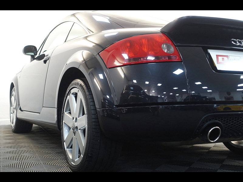 Audi TT 3.2 V6 Coupe 2dr Petrol DSG quattro (238 g/km, 247 bhp)