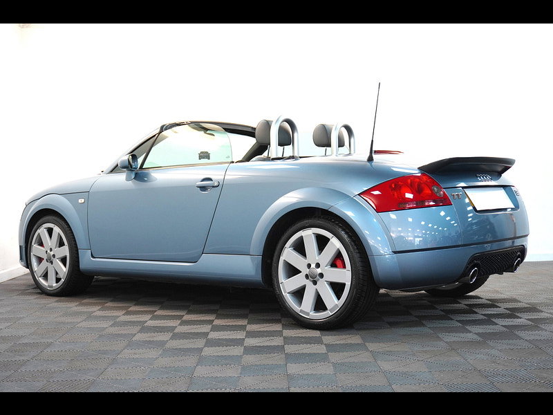 Audi TT 3.2 V6 Roadster 2dr Petrol DSG quattro (240 g/km, 247 bhp)