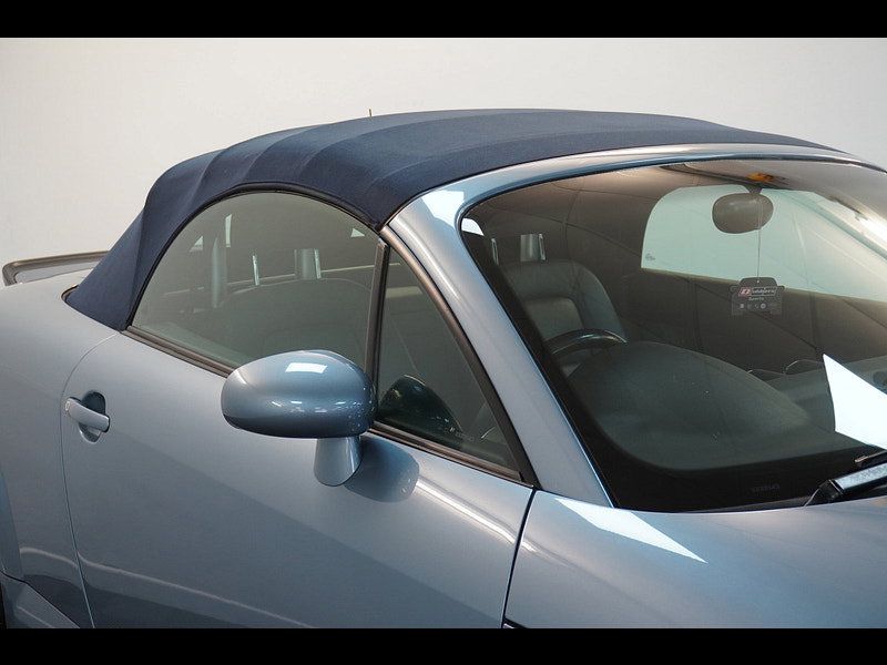 Audi TT 3.2 V6 Roadster 2dr Petrol DSG quattro (240 g/km, 247 bhp)