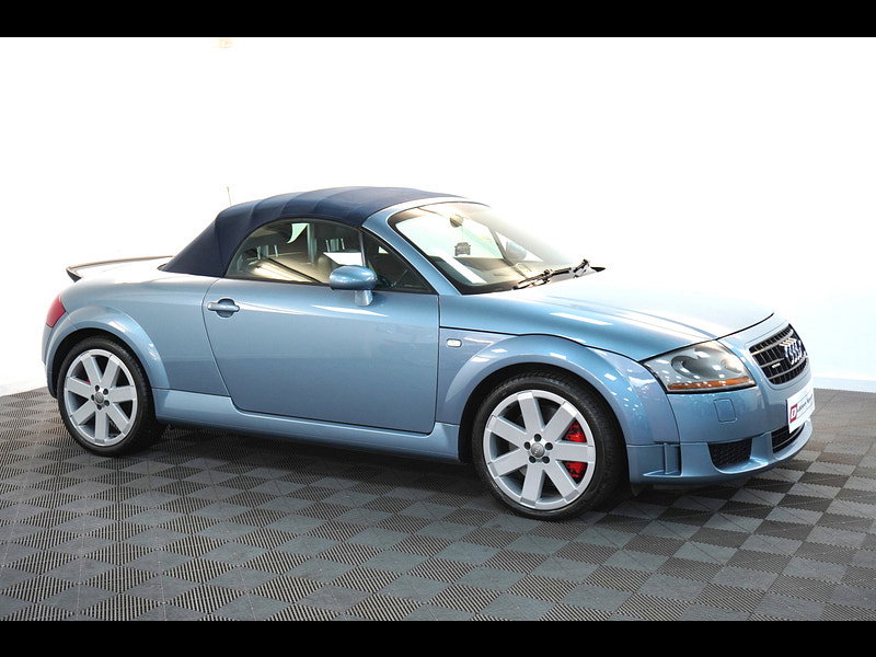 Audi TT 3.2 V6 Roadster 2dr Petrol DSG quattro (240 g/km, 247 bhp)