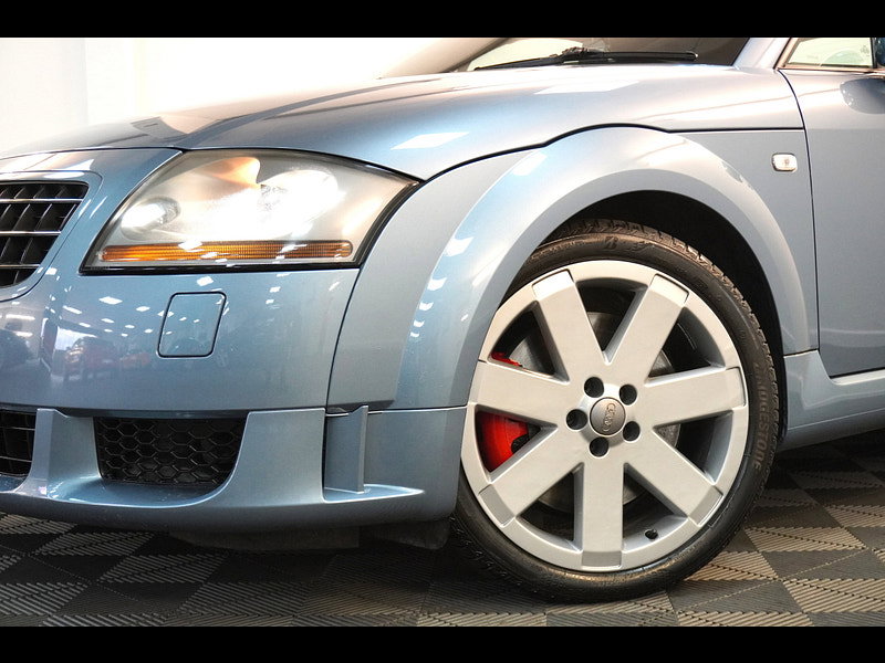 Audi TT 3.2 V6 Roadster 2dr Petrol DSG quattro (240 g/km, 247 bhp)