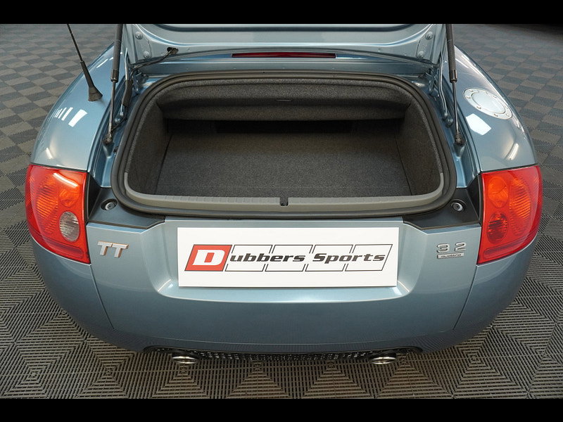Audi TT 3.2 V6 Roadster 2dr Petrol DSG quattro (240 g/km, 247 bhp)
