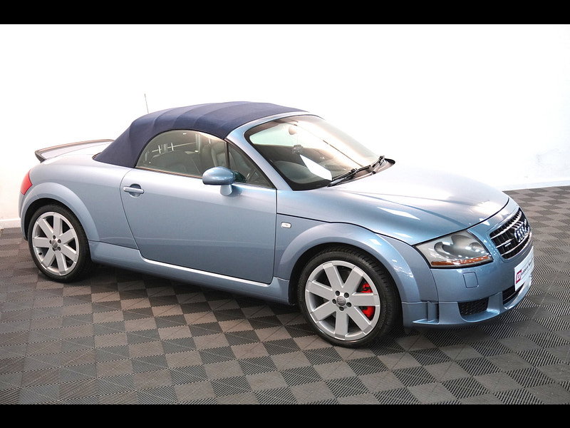 Audi TT 3.2 V6 Roadster 2dr Petrol DSG quattro (240 g/km, 247 bhp)
