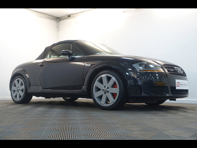 Audi TT 3.2 V6 Roadster 2dr Petrol DSG quattro (240 g/km, 247 bhp)
